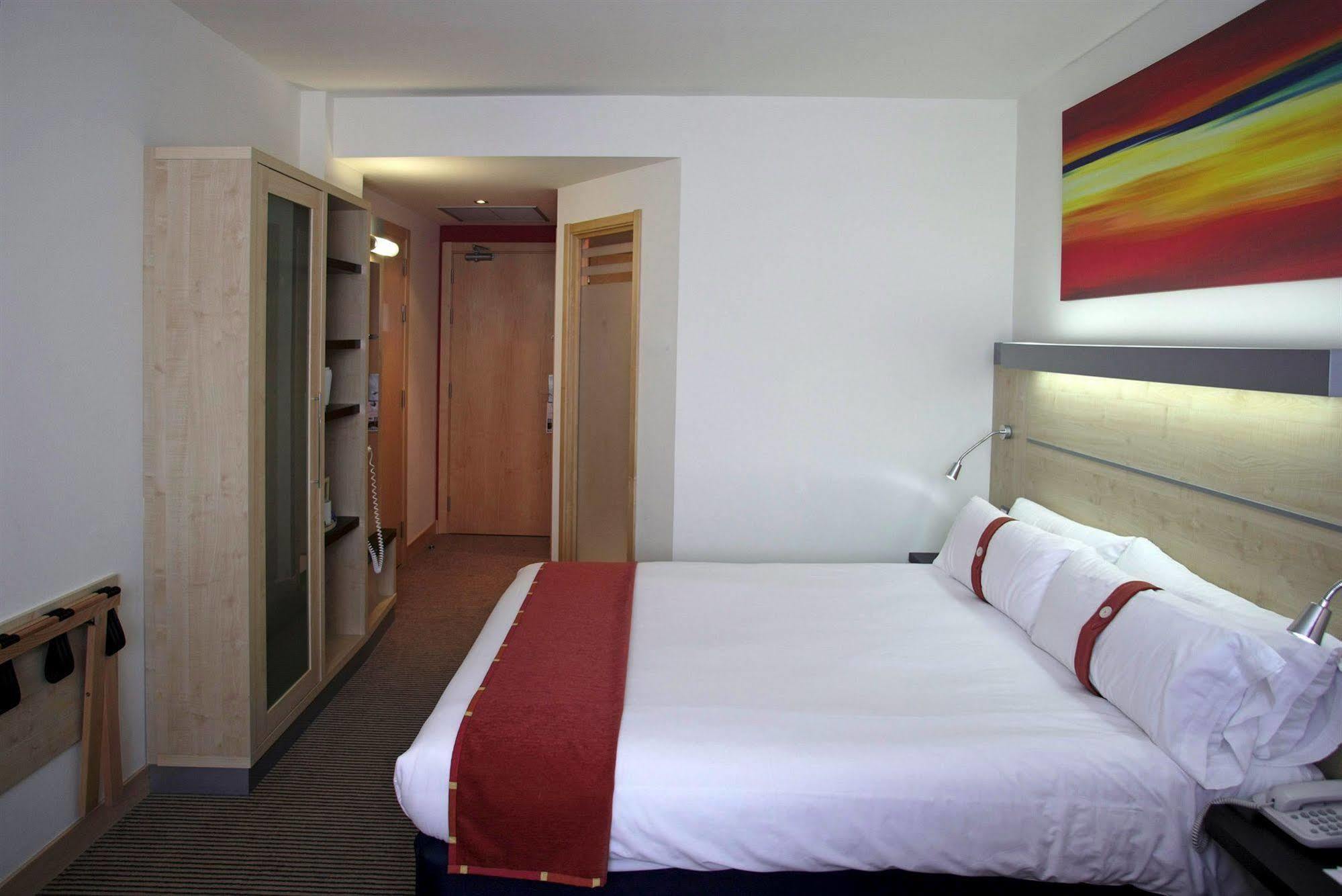 Express 22@ By Ihg Hotel 3*